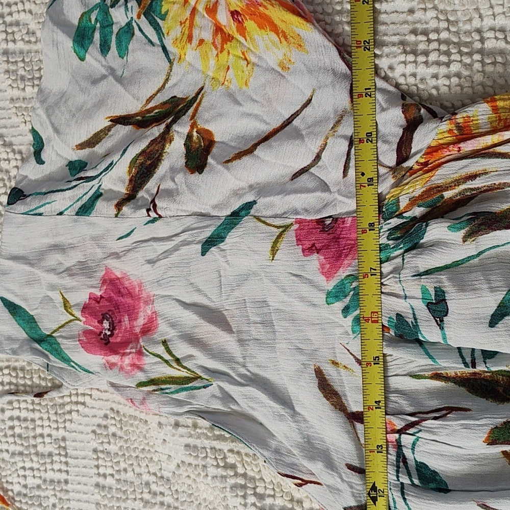 By Together Floral Mini Dress in Cream and Pink - Picture 10 of 13
